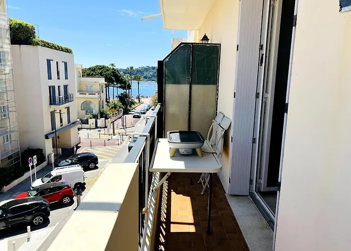 Le Barquier Apartment *